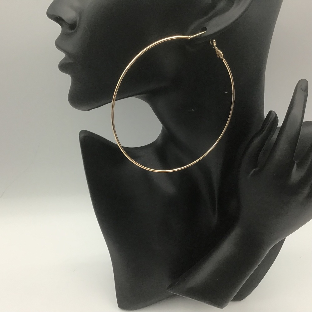EXTRA LARGE CLASSIC HOOPS 3 INCHES DIAMETER.